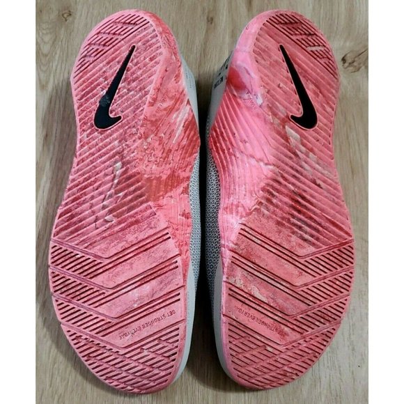 Nike Womens Metcon 5 Gray Sneakers Size 12 - Picture 7 of 7